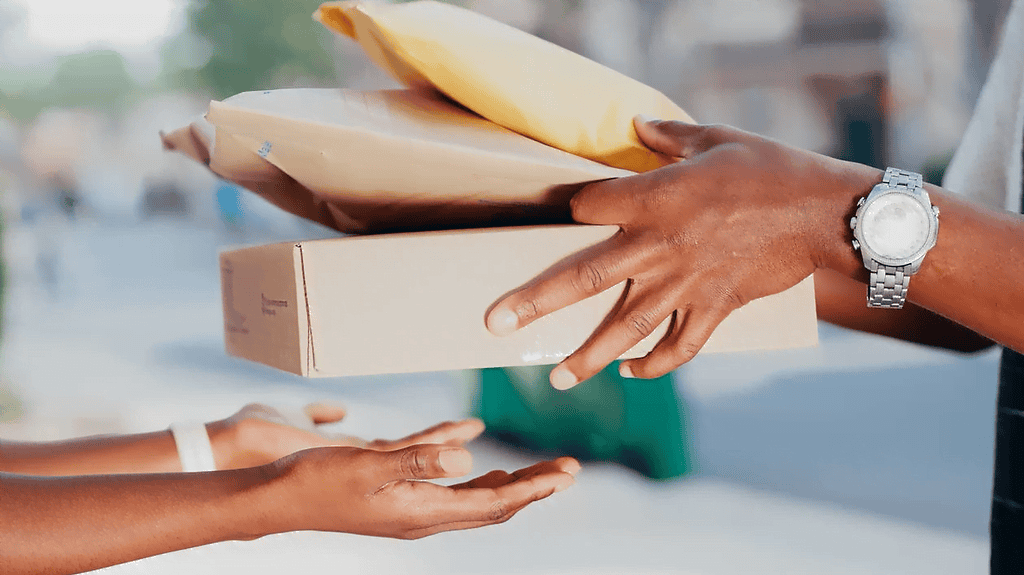rent clothing subscription