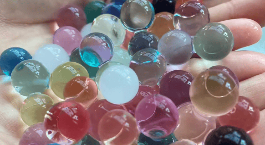 How long do Orbeez take to grow?