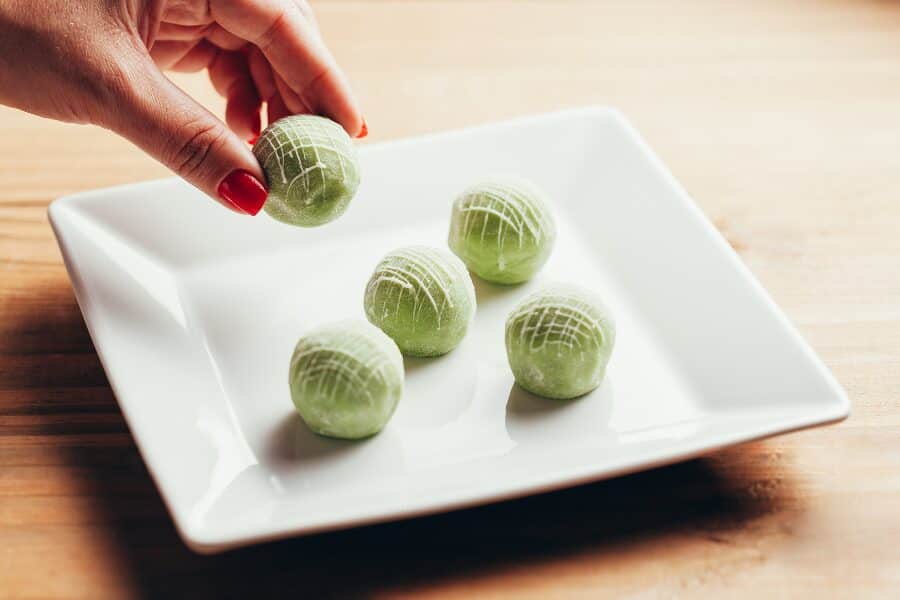 How To Make Sustainable & Eco-Friendly Candy Grapes